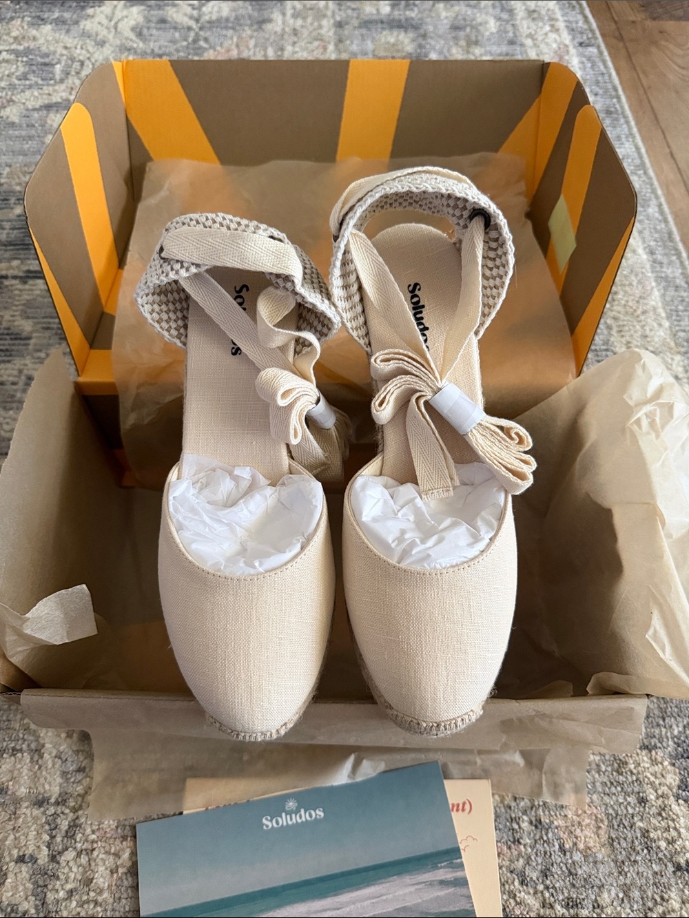 NIB Soludos Neutral Beige Canvas Espadrille Wedge Sandals - Picture 2 of 5